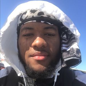 Meet your Posher, Hasani